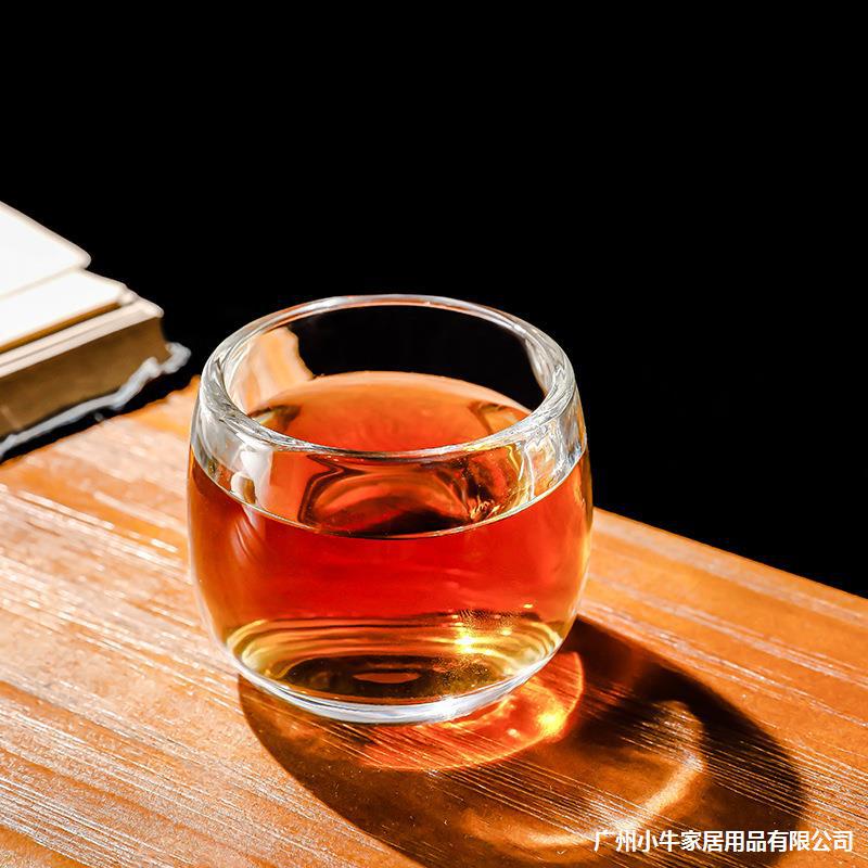 Household thickened finger cups that are not hot to the touch, tea-tasting cups, master cups, exquisite meditation tea cups, glass tea sets, 2 liang cups Application Scenario