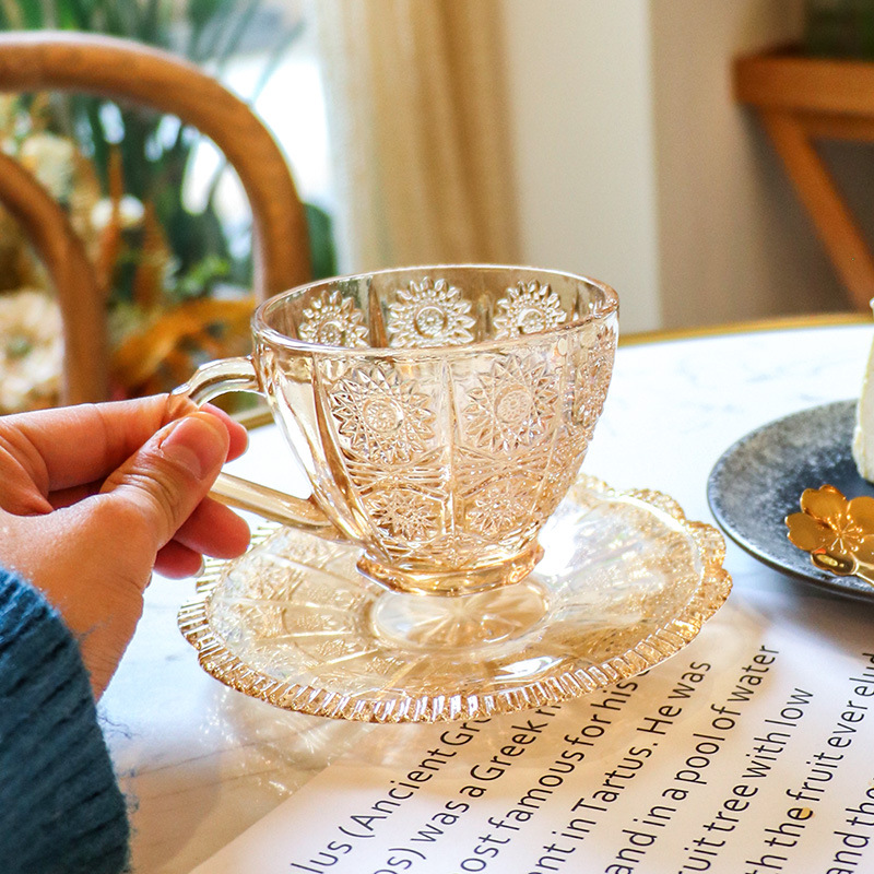 Wholesale new products of Nordic coffee cups, light luxury retro embossed coffee cups and saucers, home latte cups and glass tea cup sets full figure
