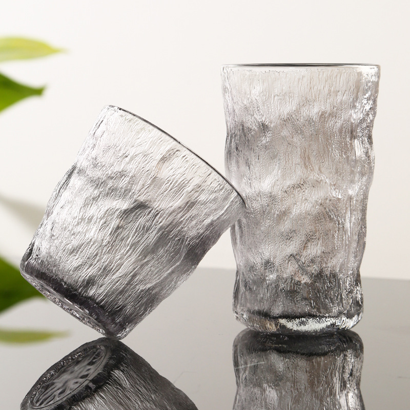 New InS-style glass cups, glacier cups, simple beer mugs, milk cups, high-appearancelevel glass water cups as souvenirs Application Scenario