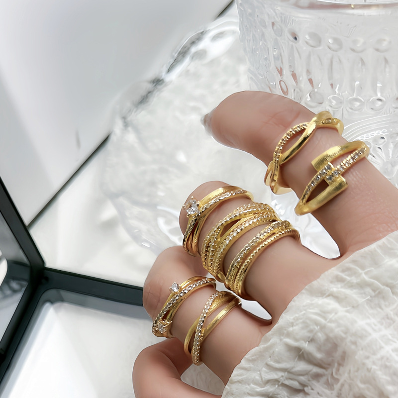 New Chinese-style retro multi-layer cross-line fashionable open ring, a niche design sense for women, elegant and exquisite ring trend Application Scenario