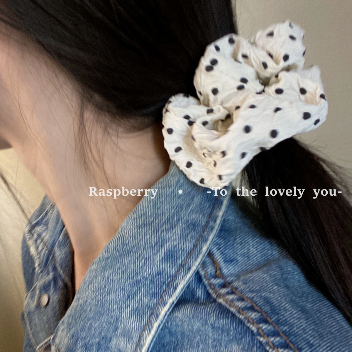 Korean cream polka dot large intestine hair band ~ Elegant and refined texture, pleated fabric, niche high-end style hair tie and hair accessory full figure