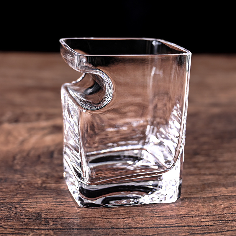 European and American creative light luxury cigar cups, high-end glass whisky glasses, cross-border thick-bottomed square spirits foreign wine glasses details Picture