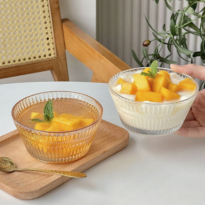 Vertical pattern dessert glass bowl, bird's nest breakfast bowl, tableware, sugar water, ice powder small bowl, fruit salad bowl, yogurt bowl Application Scenario