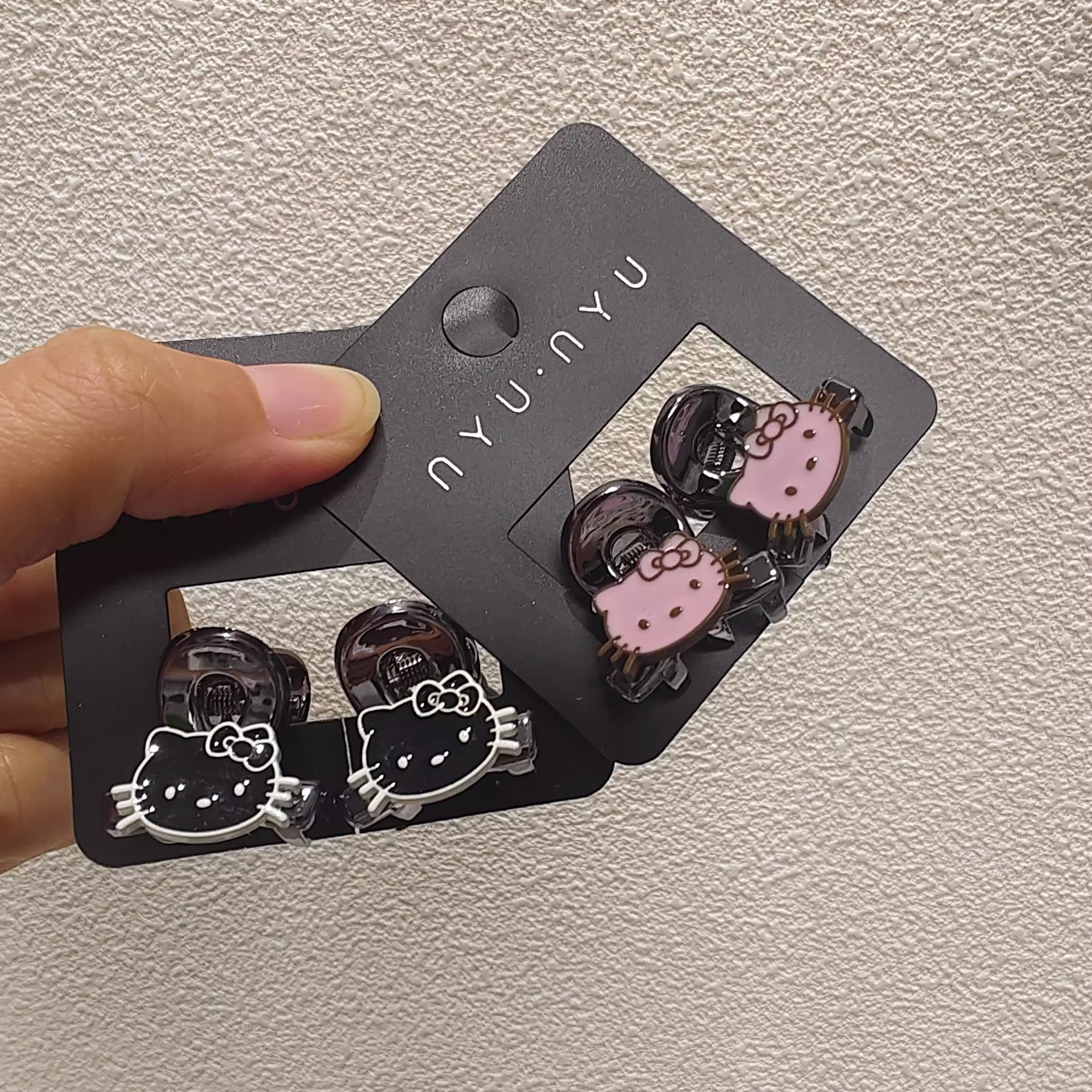 Korean super cute mini mini clip with oil drip kt cat hair clip for women, high-end bangs side clip cartoon hair accessory full figure