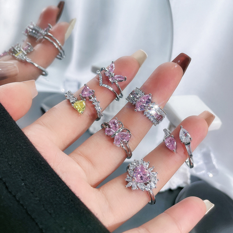 A light luxury and high-end pink diamond heart-shaped butterfly zirconia open ring, a sweet and cool style for women, versatile and fashionable index finger ring full figure