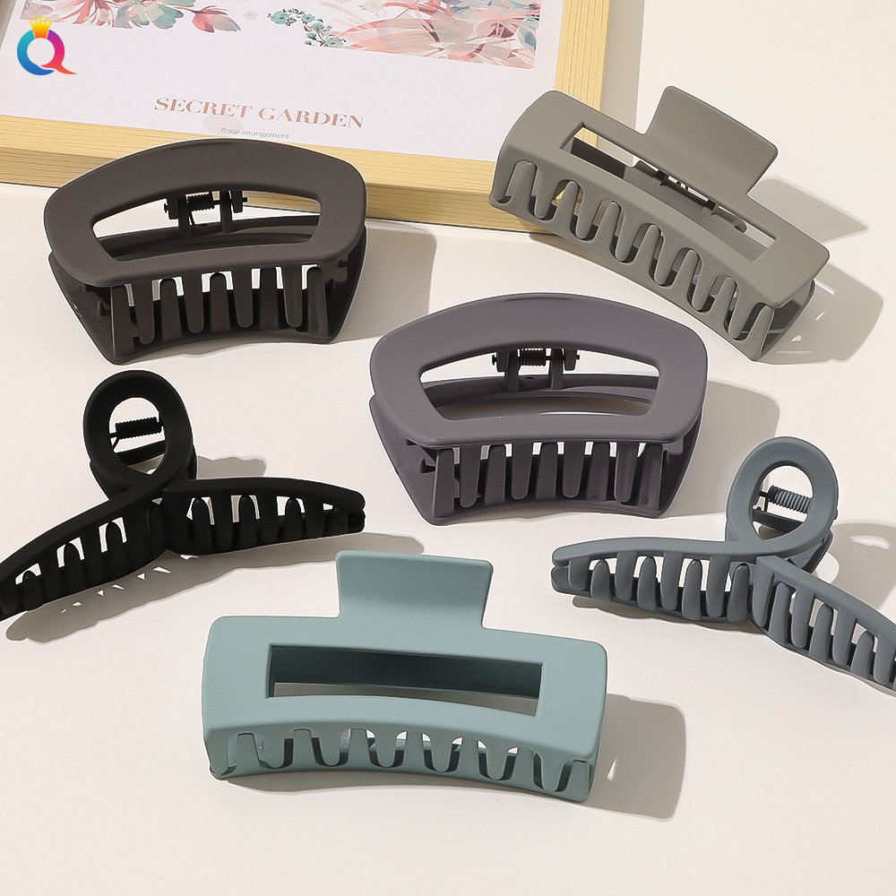 Qiyue Cross-border's new cool-colored curly hair clips, frosted cross square hair clips, hairpins, shark clips and hair accessories full figure