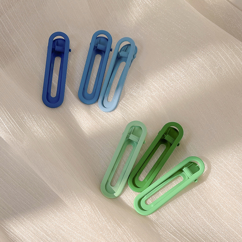 diy side duckbill clips, bangs clips, female Internet celebrity hair clips and hair accessories, dopamine clips, cream glue Application Scenario
