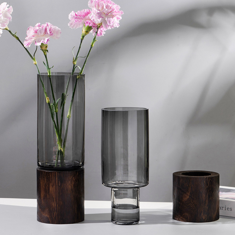 Light luxury vase ornaments, simple and creative original color glass water-grown fresh flowers, roses and lilies, living room dining table flower arrangement decoration full figure