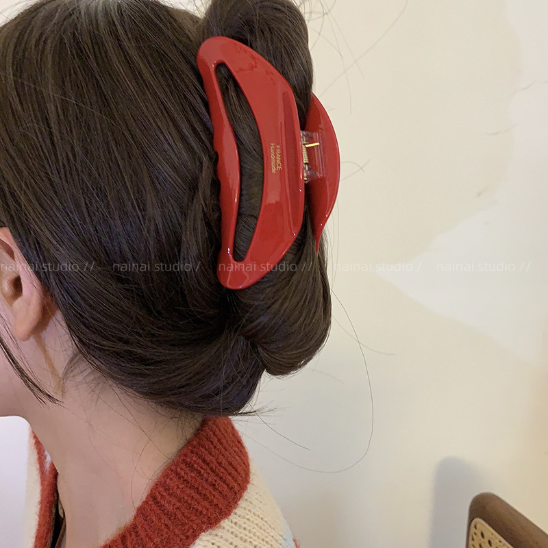 New Year red acetate hair clips, high-end New Year hair accessories, shark clips, gold label scratch-off hair clips, ins Korean style for women Application Scenario