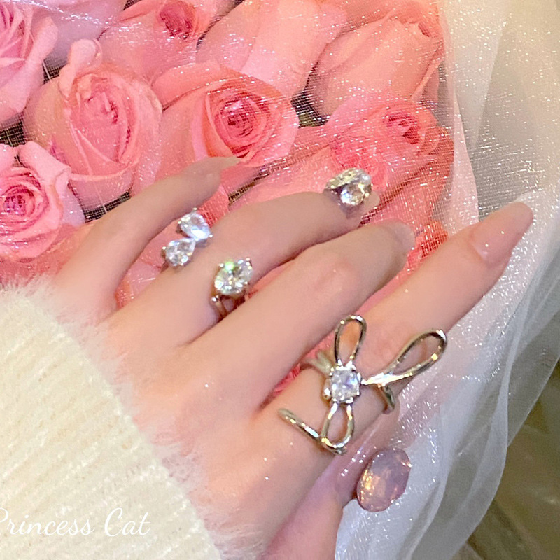 A niche design with a sweet and cool zigzag knot, an irregular zircon layered open ring, and a delicate, cold style ring for women on Instagram Specification drawing