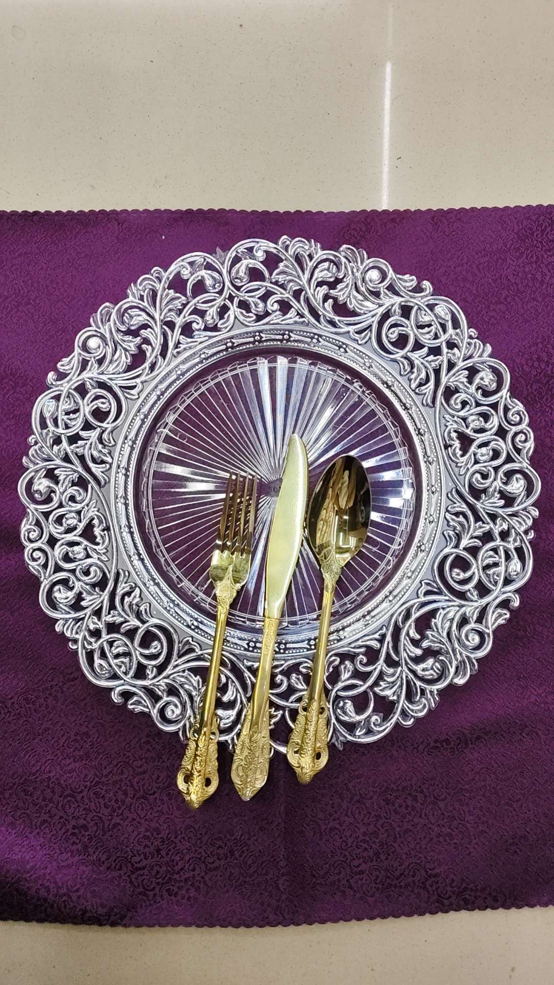 塑料盘子婚庆用品圣诞盘子镂空新款盘子厂  家直销详情6