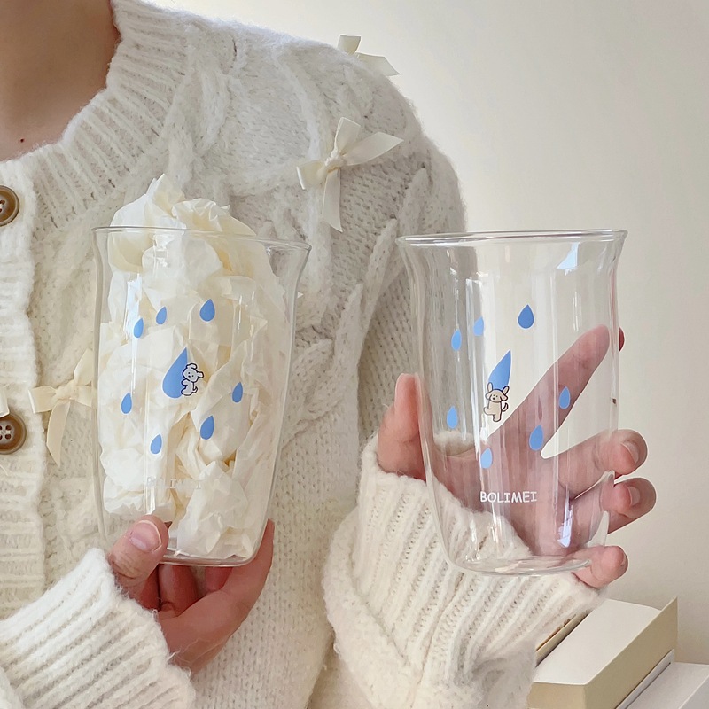 Homemade retro and fresh ins glass cups, blue raindrops falling together with the rain, water cups, and niche milk cups Application Scenario