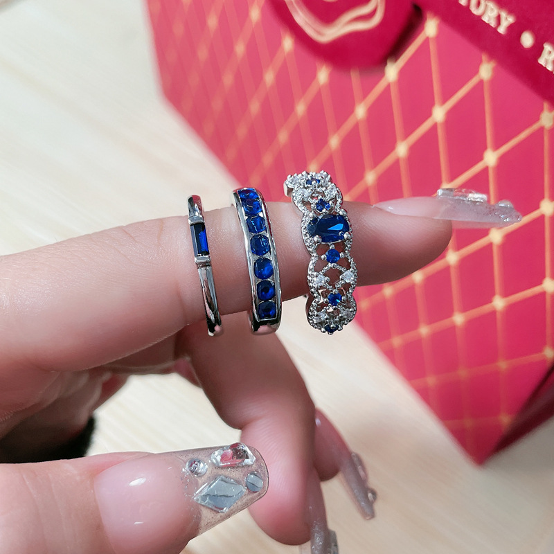 French light luxury blue zircon lace court-style open ring, a high-end women's versatile and elegant cold style ring details Picture