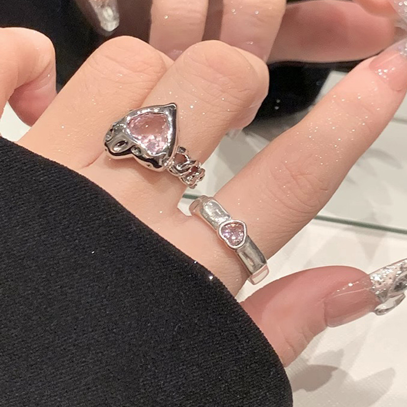 Heart-shaped pink diamond, unique and elegant design, sweet and cool ring, women's light luxury, trendy and niche ring, open index finger tail ring details Picture