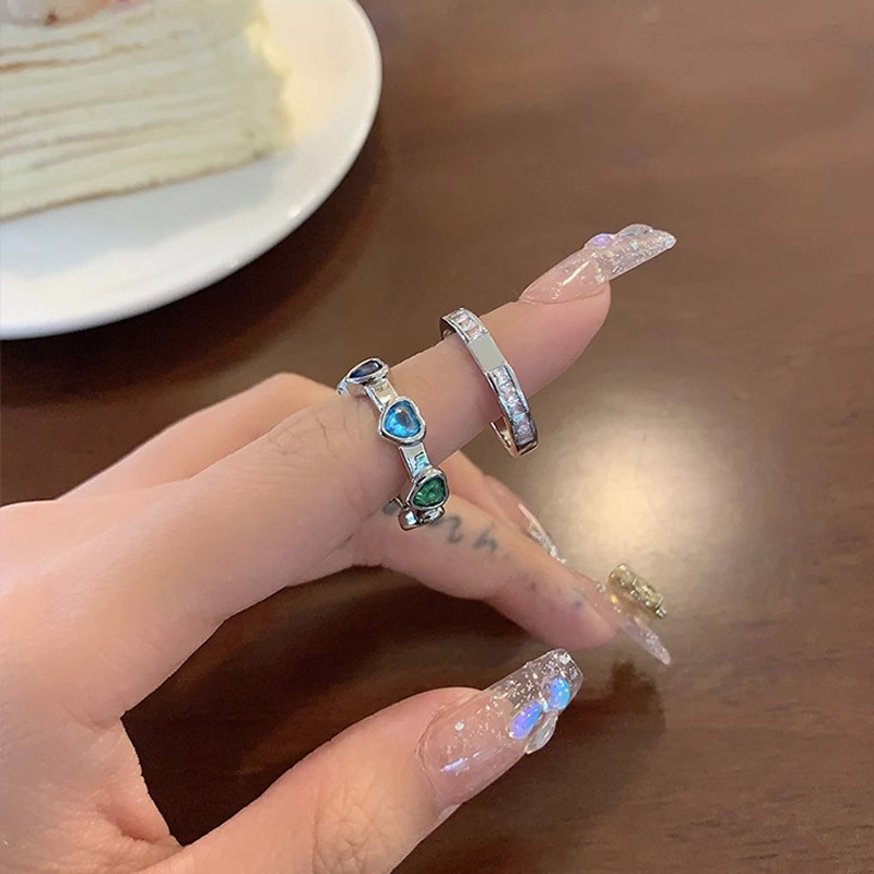 Sweet and cool style fashionable colorful zircon heart-shaped open ring for women, a niche design with a sense of high-end and individuality, an open index finger ring details Picture