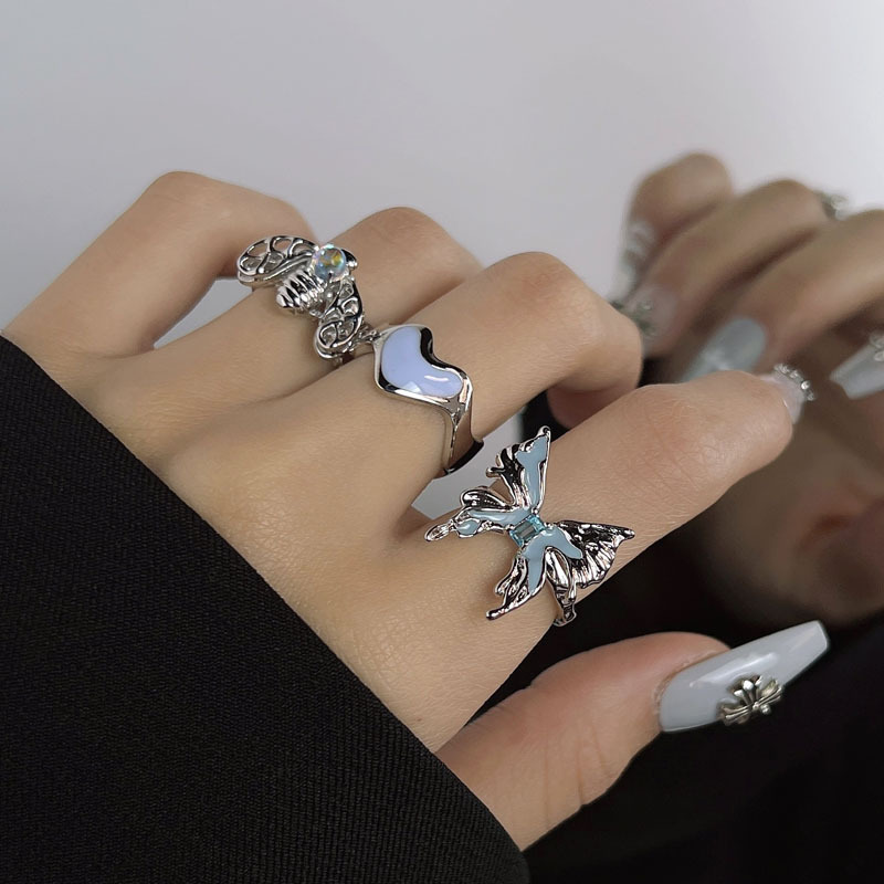 Haze Blue Butterfly heart-shaped ring, a niche design for women, with a French ins style, a unique, light luxury and high-end open ring full figure