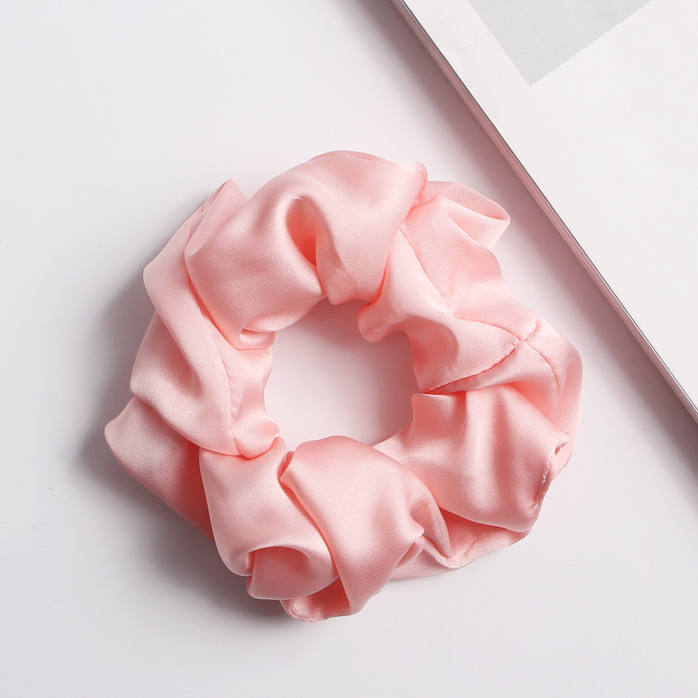 Qiyue Cross-border Supply Amazon colorful hair band, large intestine band, solid color, satin color, T-shaped hair band, headpiece C106 Application Scenario