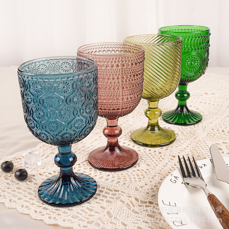 Factory wholesale European retro embossed red wine glasses, glass highball glasses, creative export wine glasses, household colored thickened ones full figure