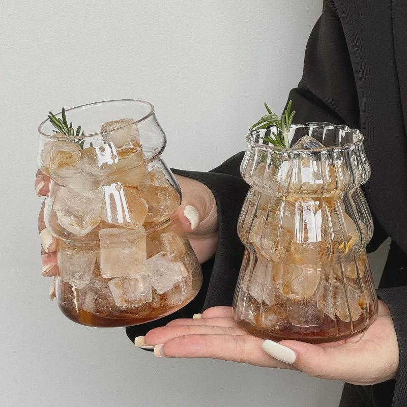Transparent household Christmas cup, high appearance level, simple single-layer cup, juice and milk cup, high borosilicate glass heat-resistant glass cup full figure