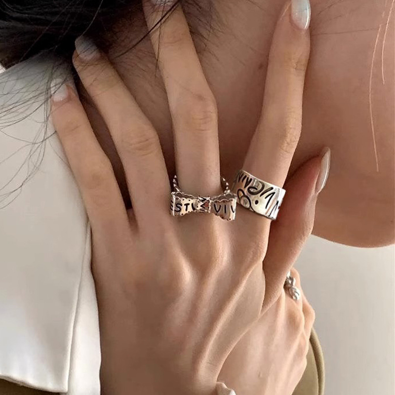 Dark style aged Saturn letter open ring for women, fashionable and individual, medieval punk ring for women, niche and high-end details Picture