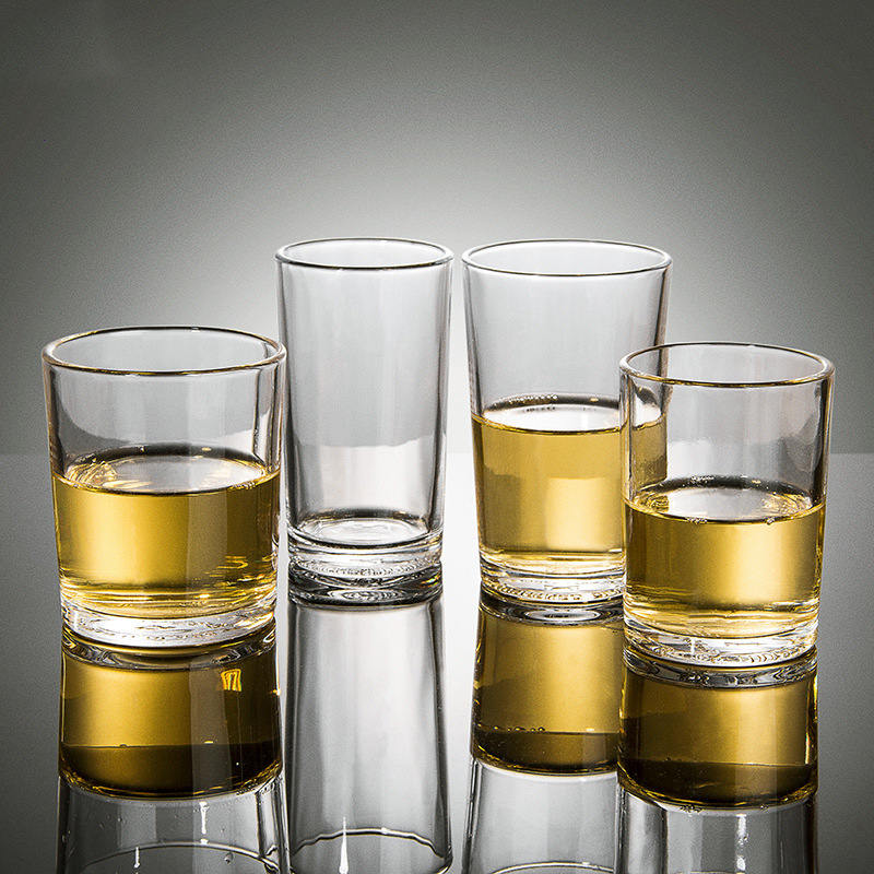 Wholesale of cross-border classic whisky glasses, tempered classical foreign wine glasses, retro spirits glasses, straight transparent glass glasses full figure
