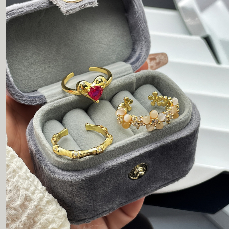 French exquisite floral light luxury open ring, bamboo joint brushed, retro heart-shaped fashionable ring, sweet and cool niche accessory Specification drawing