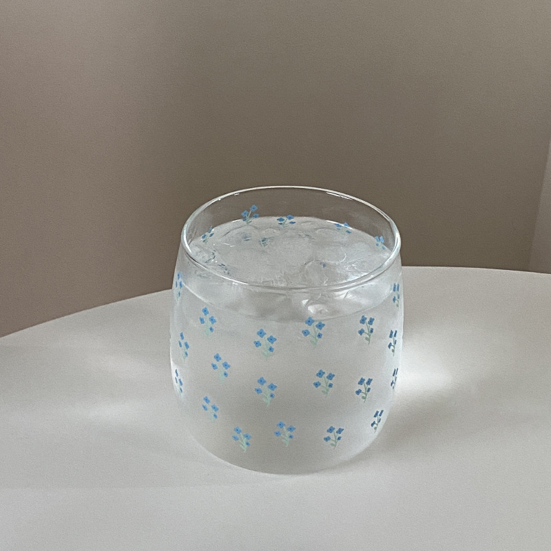 Fresh and clean ins ice blue small floral glass cup, niche retro flower high borosilicate milk cup, water cup, heat-resistant Item Picture