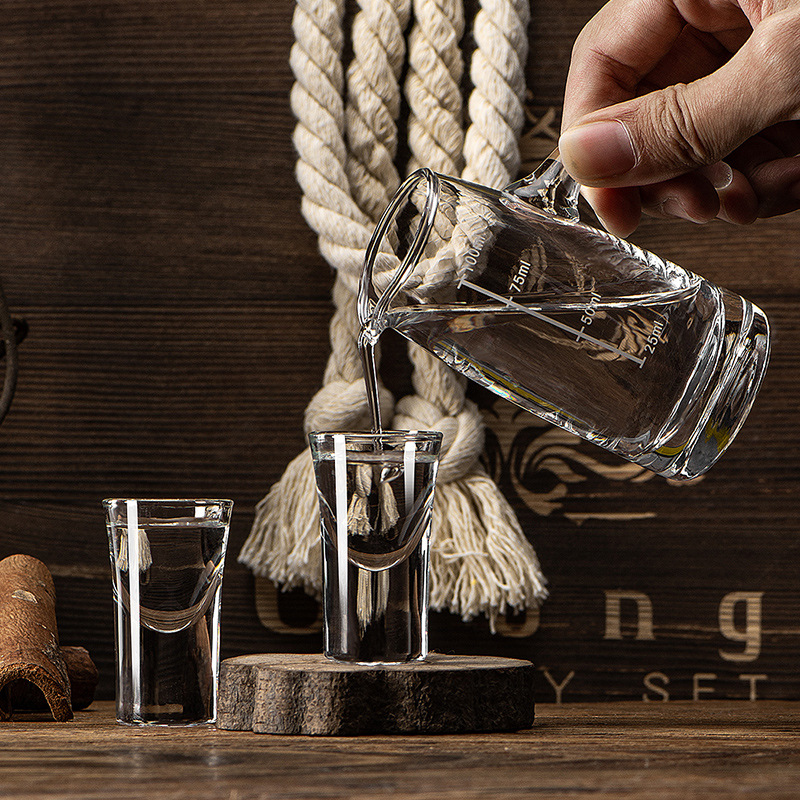 Shot cup, glass white spirit cup, small wine glass, thick-bottomed bullet cup, one-mouthful blue lotus cup, b52 swallow cup, wine ware with logo printing Specification drawing