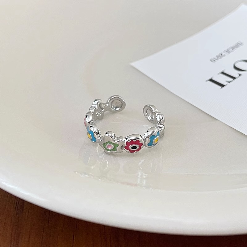 Colorful flower ring, sweet and cool style, open ring, niche design, exquisite ring, Hyuna style, new spring and summer creative Application Scenario