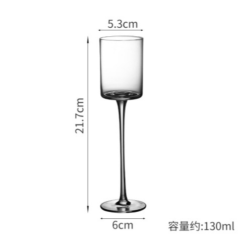 Japanese-style high-legged slender handcrafted crystal dry mattite cocktail cups, martini cups, classic cocktail cups for bars Application Scenario