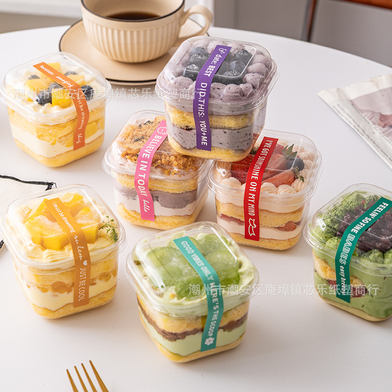 Square mousse cup tiramisu small cake packaging box, disposable transparent lid dessert packaging and baking box Specification drawing