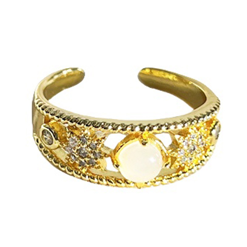 A new and fashionable, light luxury fan-shaped pleated open ring for women, a retro star-shaped heart-shaped hollowed-out exquisite and niche index finger ring Item Picture