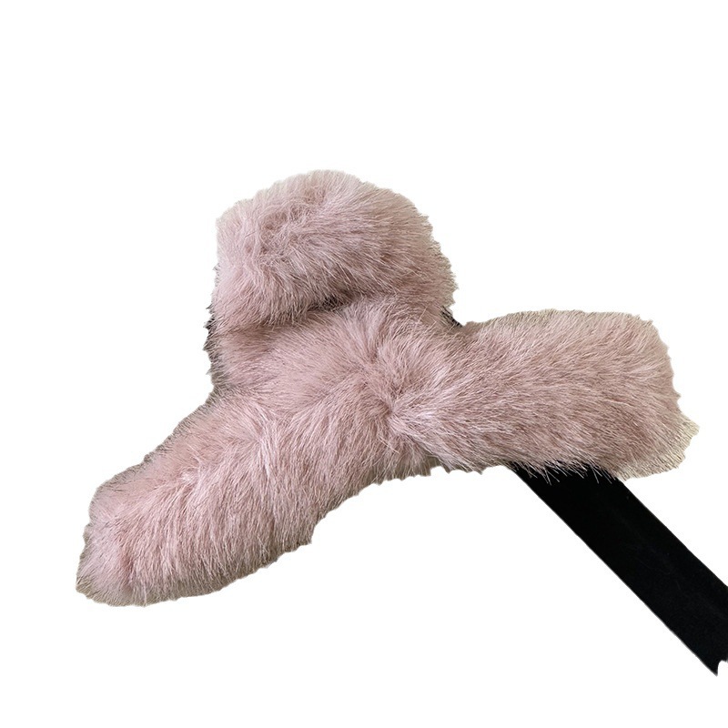 Maillard minimalist rabbit hair clip Spring and summer stylish plush grab clip for women, super large shark clip headwear and hairpin Item Picture