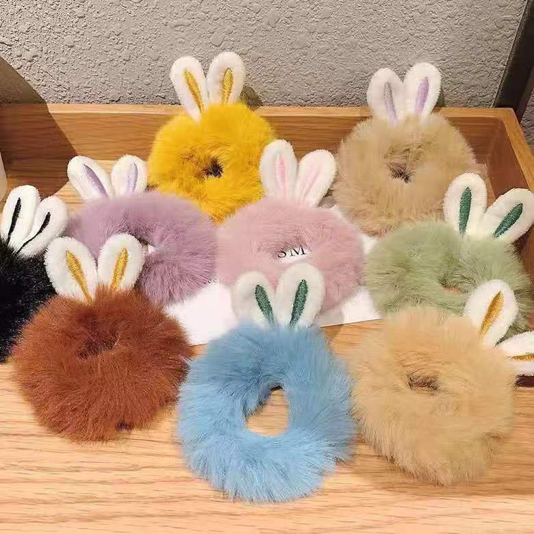 Black plush hair band, cute children's rabbit ears, fluffy hair band, large intestine hair band, popular rubber band, high elasticity Specification drawing
