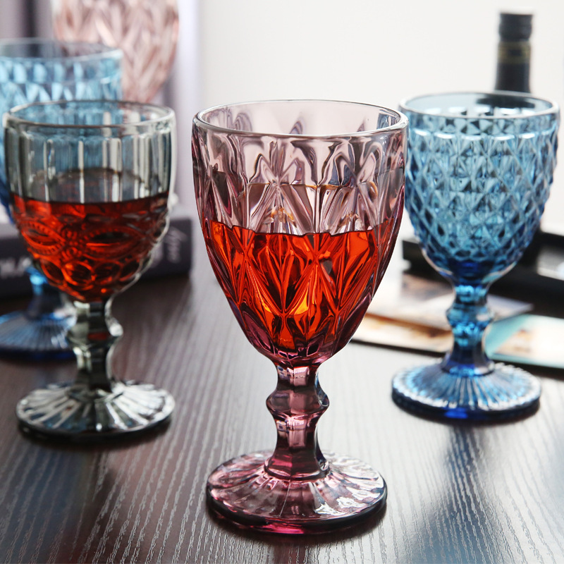 Factory wholesale of European and Nordic colored glass wine glasses, thickened tall glasses, vintage wine glasses, and foreign trade wine sets details Picture