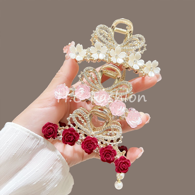 Rose bow tie tassel clip, popular online celebrity, high appearance level shark clip hair clip, new back half hair clip full figure