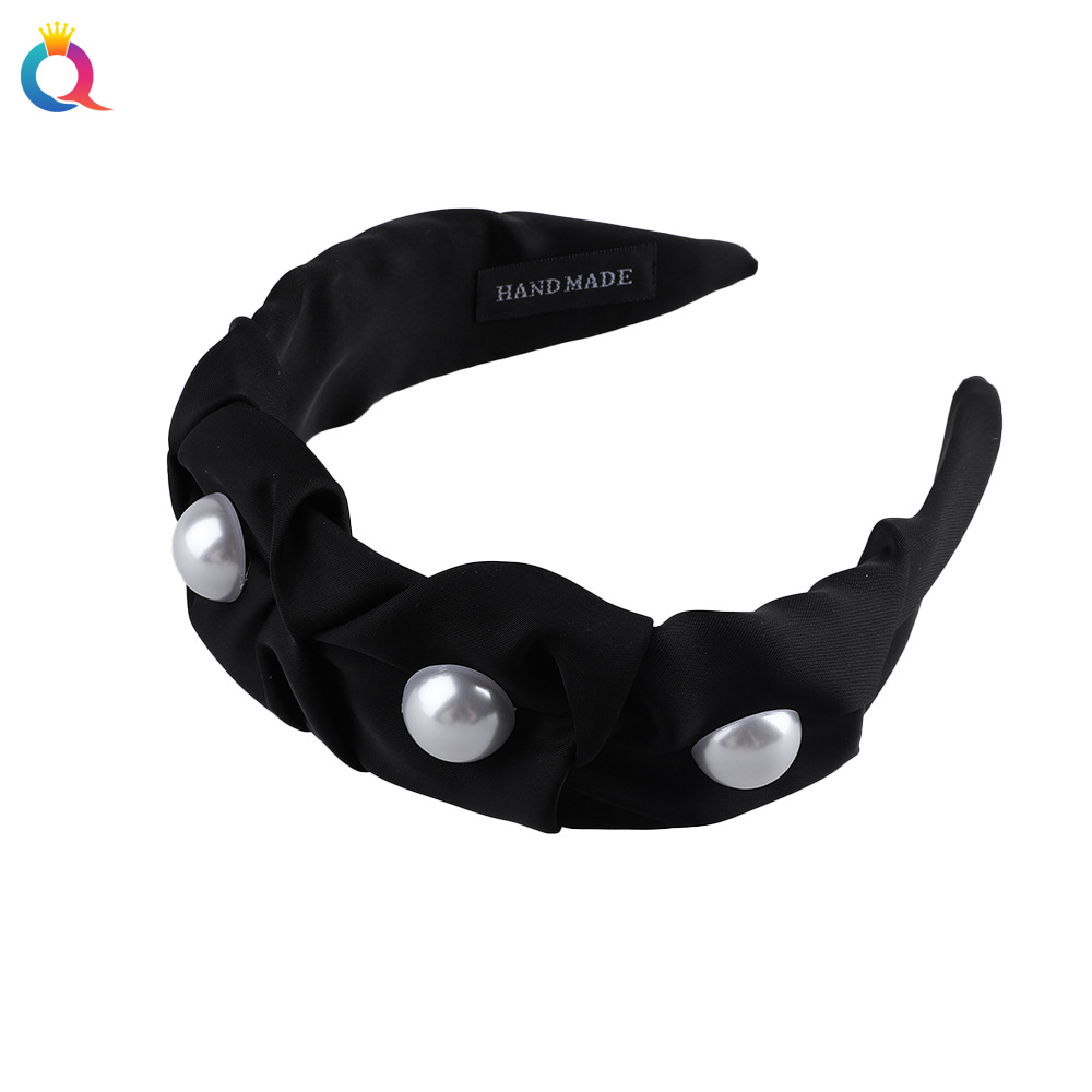 Wholesale of Qiyue European and American pearl hair bands, height-increasing pleated rhinestone wide edge hair hole and high top headband, high-end hair accessories Item Picture