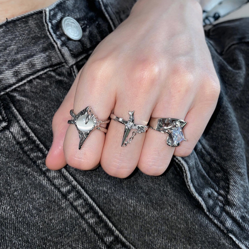 Cross-star chain zircon open ring for women, irregular texture, niche design sense, fashionable and spicy girl personality ring full figure