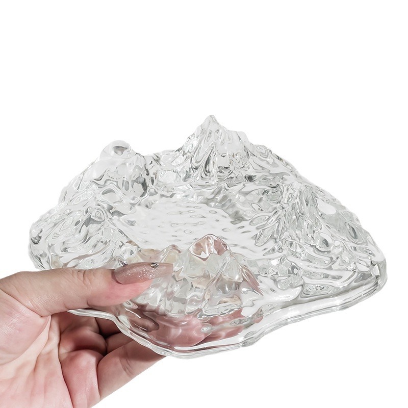 Nordic iceberg glass ashtray, home creative and trendy decorative item, ashtray, Snow mountain cigar tray, living room decoration Item Picture