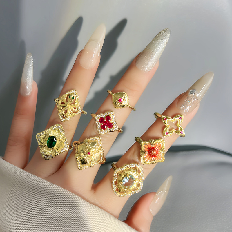 New Chinese-style texture four-leaf clover light luxury open ring, women's flower niche design, sweet and cool retro fashion ring details Picture