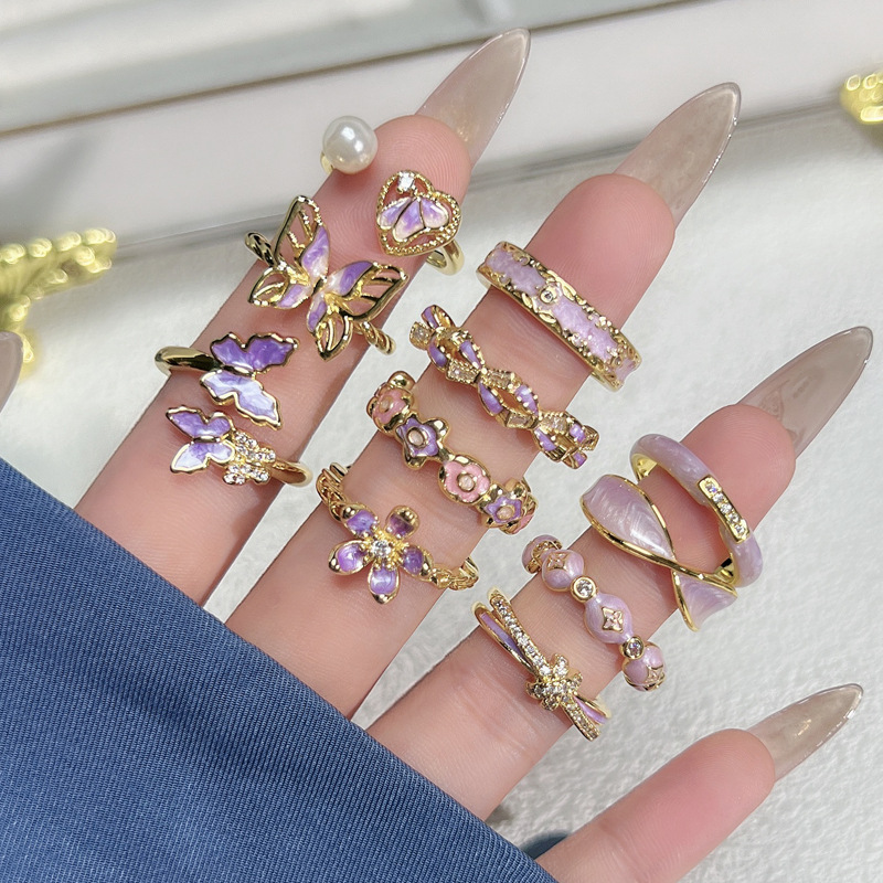 The ethereal purple enamel ring is a unique and niche Korean-style light luxury high-end ring trend for female students in 2025 details Picture