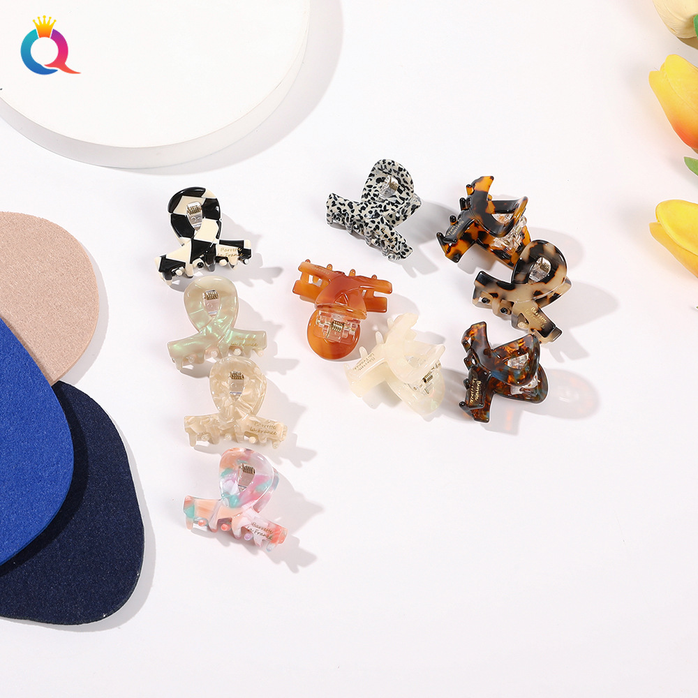 Wholesale of Qiyue Korean version acetate Mini hair clips, ins gold label hair clips, mini stylish bangs clips, side hair clips Specification drawing