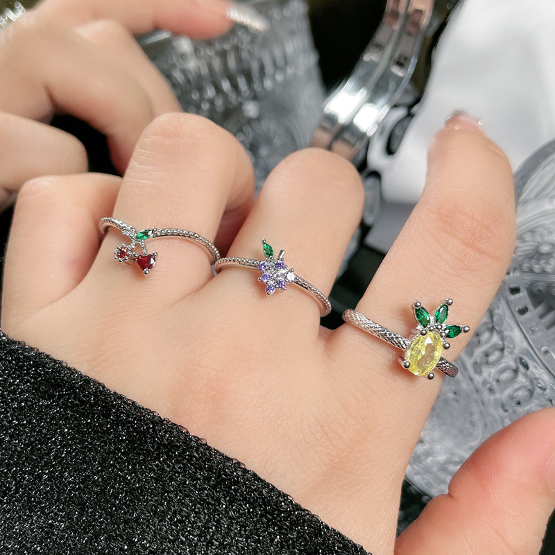 Cute and fun fruit open ring from Japan and South Korea. Small and versatile, sweet and cool, and cool on Instagram. A niche ring with a cold style full figure
