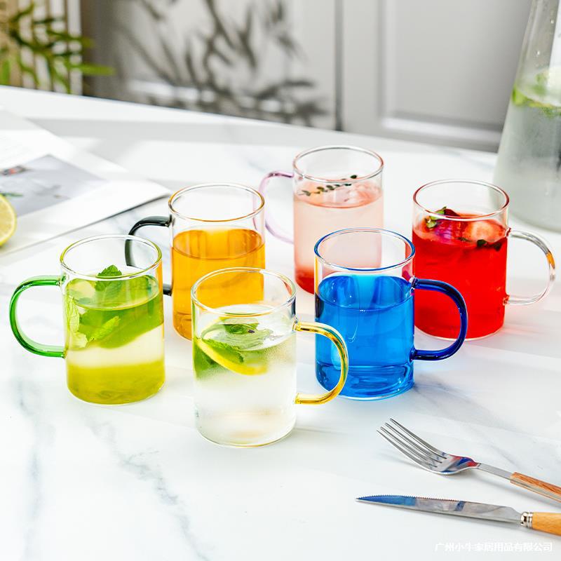 New high borosilicate glass water cup, heat-resistant coffee cup, light luxury heat-resistant high-temperature zone handle glass cup, household guest tea cup Application Scenario