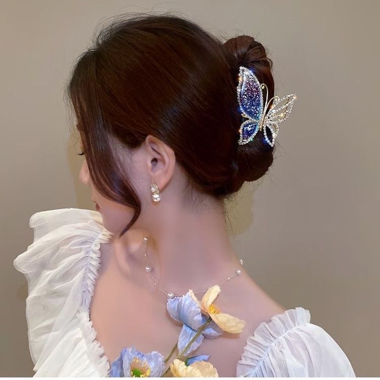 Sweet and elegant, gentle crystal butterfly hair, ladylike, high-end, exquisite back head updo, shark clip hair clip accessory Application Scenario