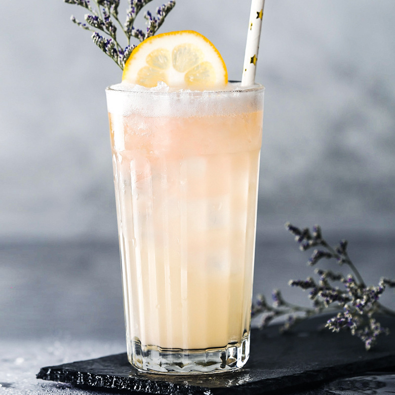 Libby Creative straight striped glass cups, striped juice cups, beverage cups, iced spirits cups, beer mugs, water cups Application Scenario