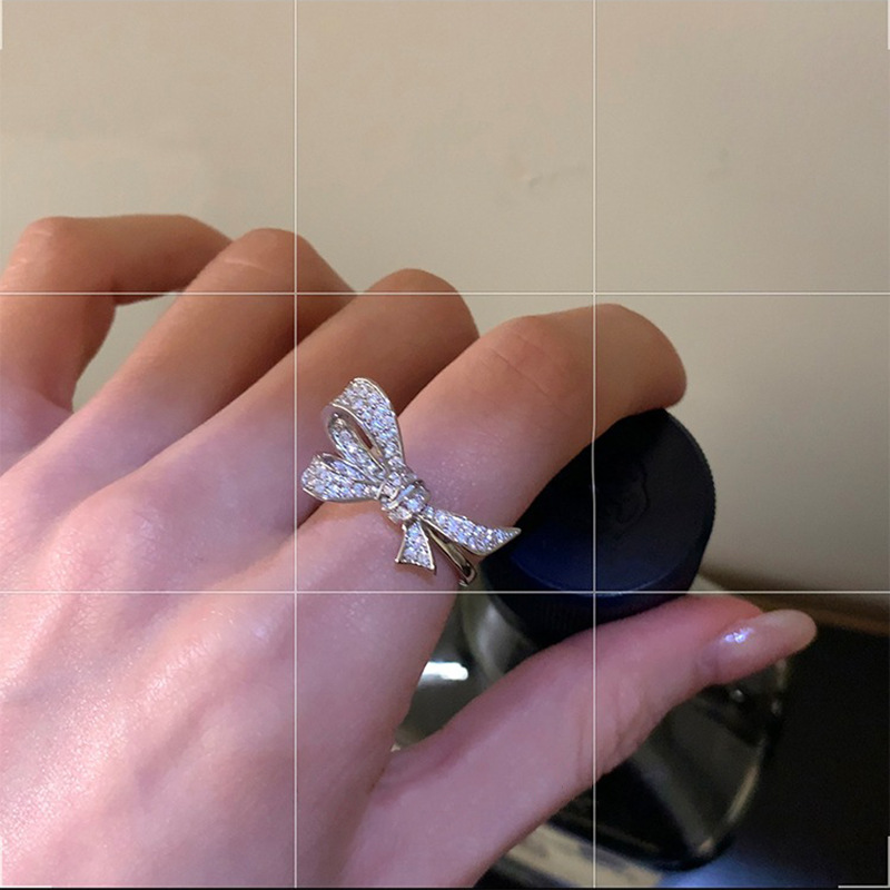 Korean-style, light luxury, niche design sense zircon bow ring, high-end index finger ring with feminine charm, personalized ring details Picture