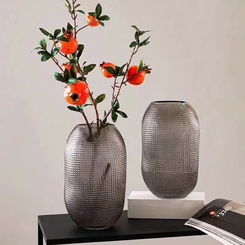Modern minimalist Chinese-style living room dining table, artificial flower vase, decorative item, floral arrangement, home glass vase details Picture