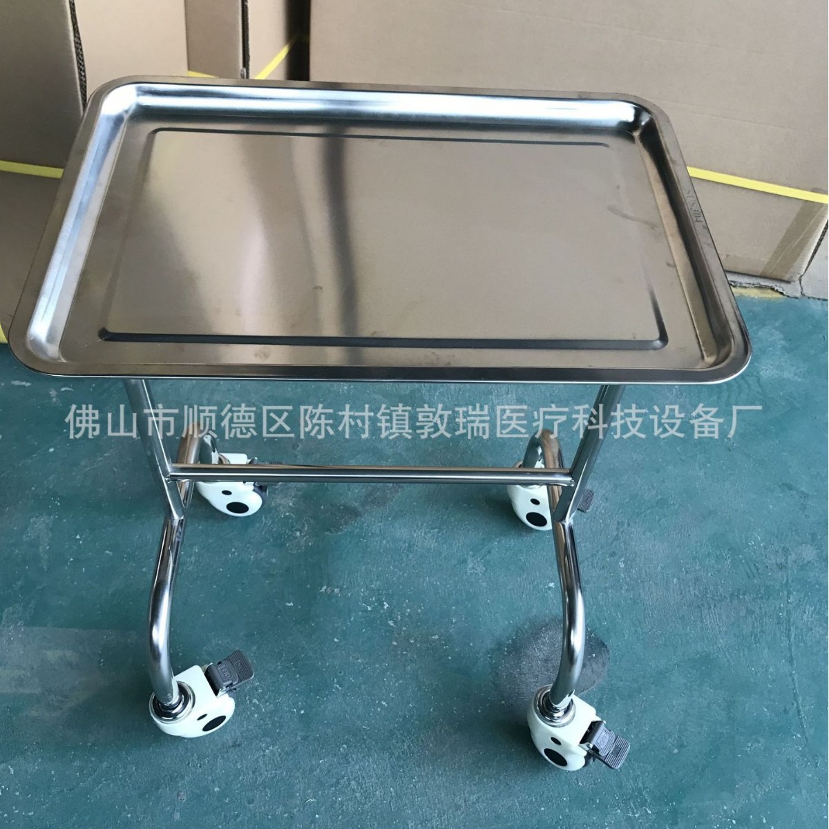 Factory direct sales: Thickened stainless steel tray rack, extended instrument cart, double-pole lifting tray rack for multi-use in nursing clinics Application Scenario