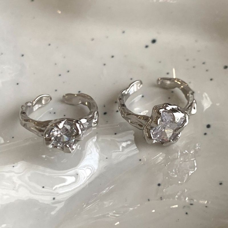 Irregular tin foil pleated texture open ring for women's ins, cold style, high-end, elegant, simple and individual ring full figure